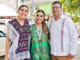 Evelyn Salgado inaugura la Plaza Cívica de Coyuca de Benítez; una inversión de casi 12 mdp