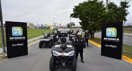 Apodaca entrega nuevas patrullas y equipos de emergencia