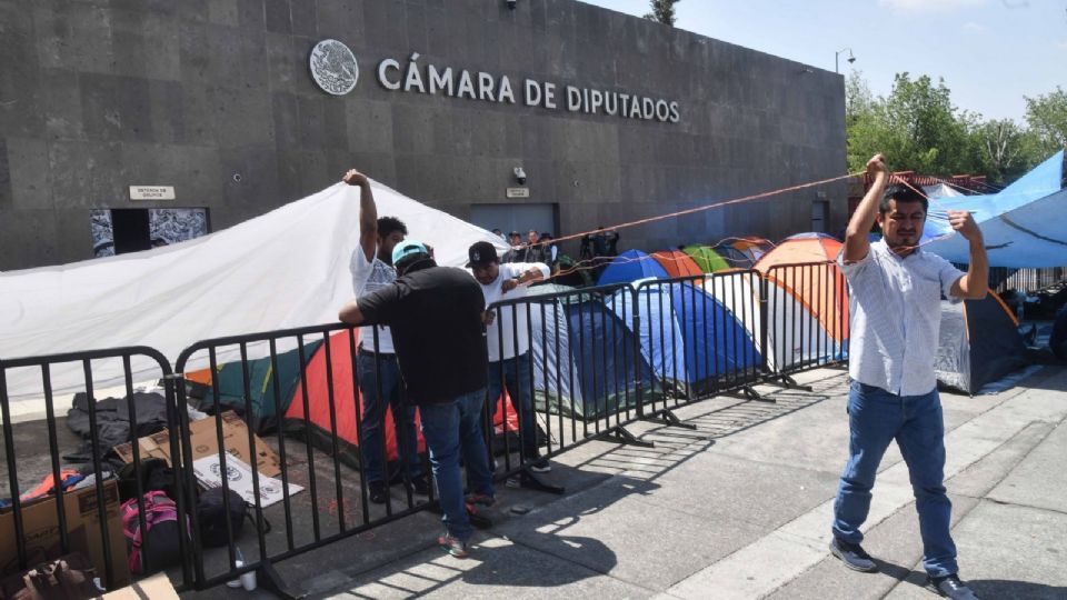 Este viernes se mantendrá la concentración afuera de San Lázaro