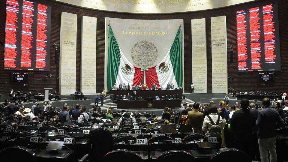 Recordó que se estima que al menos 230 mil armas ingresan al territorio nacional, a través del mercado negro.