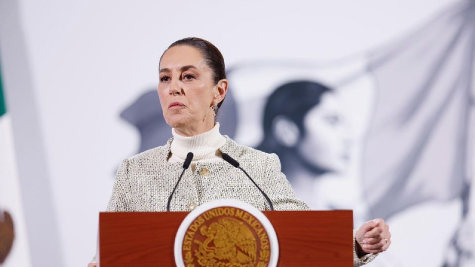 La presidenta de México, Claudia Sheinbaum, participa en una rueda de prensa en Palacio Nacional.