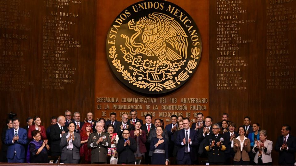 Ceremonia de conmemoración del 108 Aniversario de la Constitución de 1917