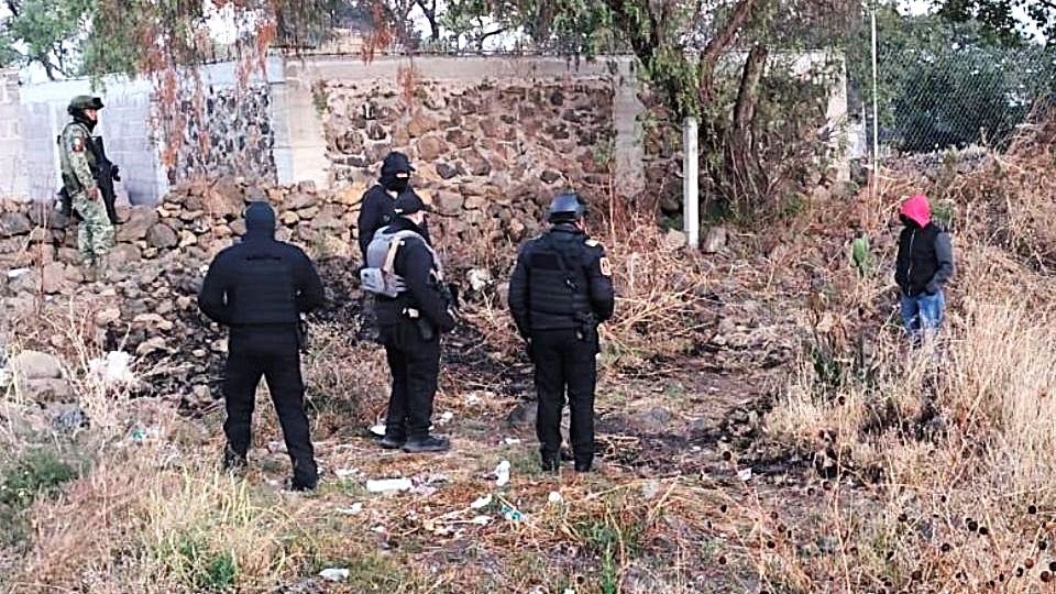 Autoridades encontraron una fosa clandestina en Xochimilco.