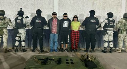 Detienen a tres personas con armas y equipo táctico en Zuazua