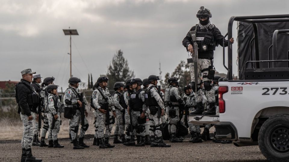 Guardia Nacional viaja a estados de la frontera de México por el acuerdo con Estados Unidos para detener el flujo de droga y migrantes.