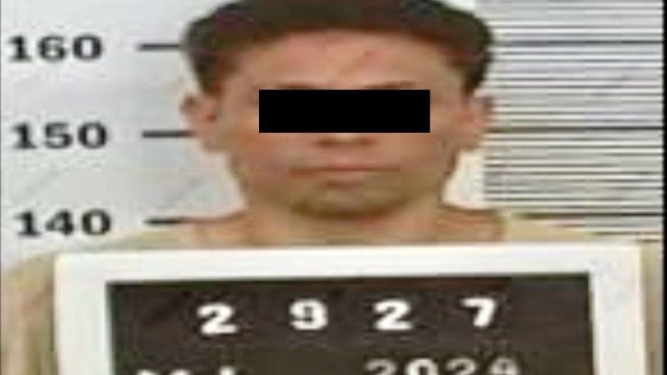 Se trata de Jhy Maykel O.O. quien es imputado por el delito de homicidio calificado, de acuerdo con informes oficiales.