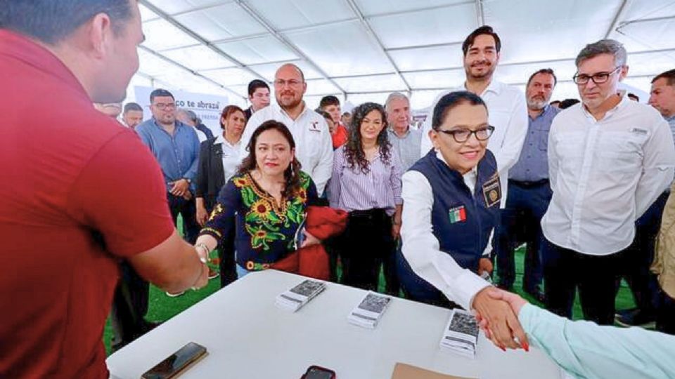 La titular de Segob visitó el Centro de Atención de Reynosa.