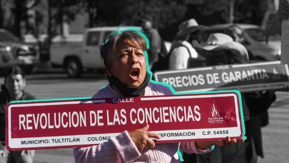 Vecinos de la colonia 'Cuarta Transformación' destruyeron nomenclatura de calles como protesta.