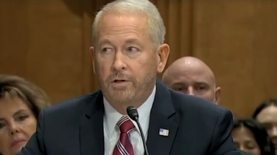 Ronald Johnson, nominado por Trump para ser embajador de EU en México.