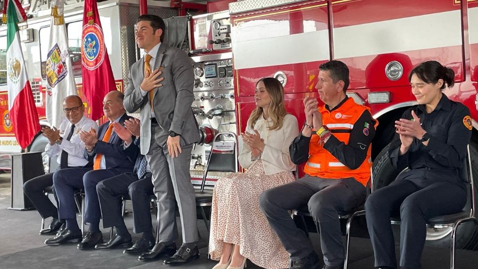 Tomás Cantú González, Secretario del Patronato Bomberos de Nuevo León, en rueda de prensa tras los incendios registrados en Monterrey.
