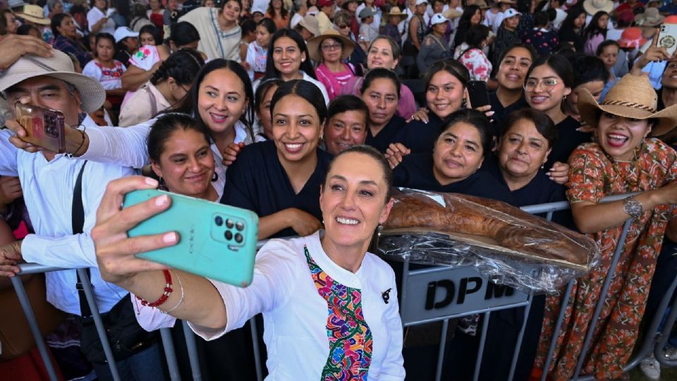 La presidenta Claudia Sheinbaum en la ceremonia del 106 Aniversario Luctuoso de Emiliano Zapata.