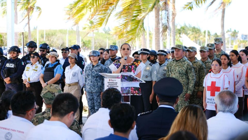 El objetivo es que regresen con bien después de disfrutar de una gran experiencia en playas, mar, cenotes, zonas arqueológicas, comunidades mayas y zonas de aventura, expresó la titular del Ejecutivo.