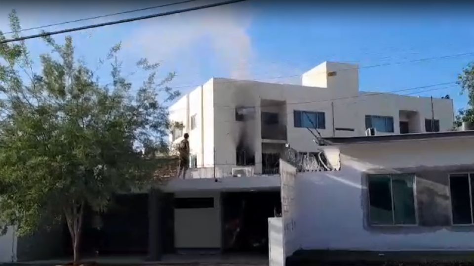 El siniestro se registró en una torre de departamentos.