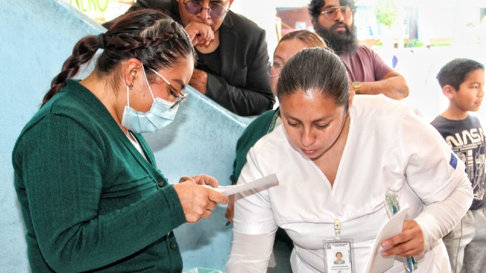 Del 12 de marzo al 11 de abril, 704 Brigadas de la Salud estuvieron en 6 mil 729 planteles de educación primaria en todo el país.