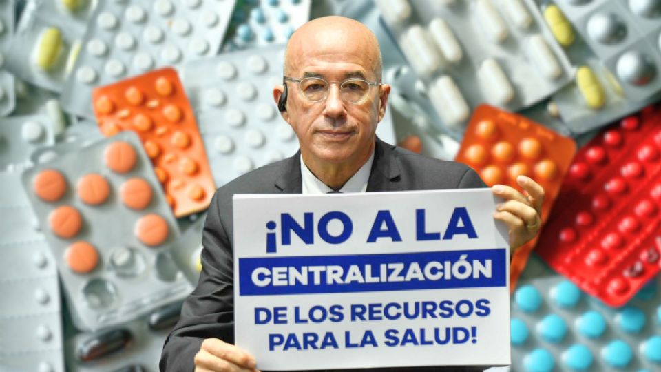 El desabasto de medicamentos continúa agravándose.