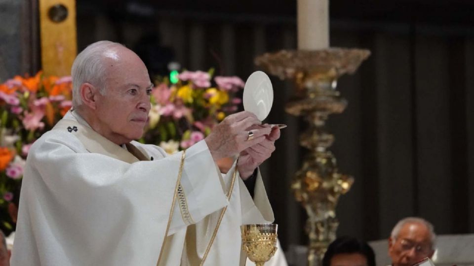 Carlos Aguiar es uno de los cardenales electores.