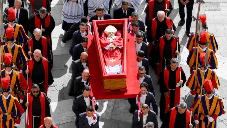 El legado espiritual y humano del papa Francisco vivirá en la memoria colectiva de creyentes y no creyentes.