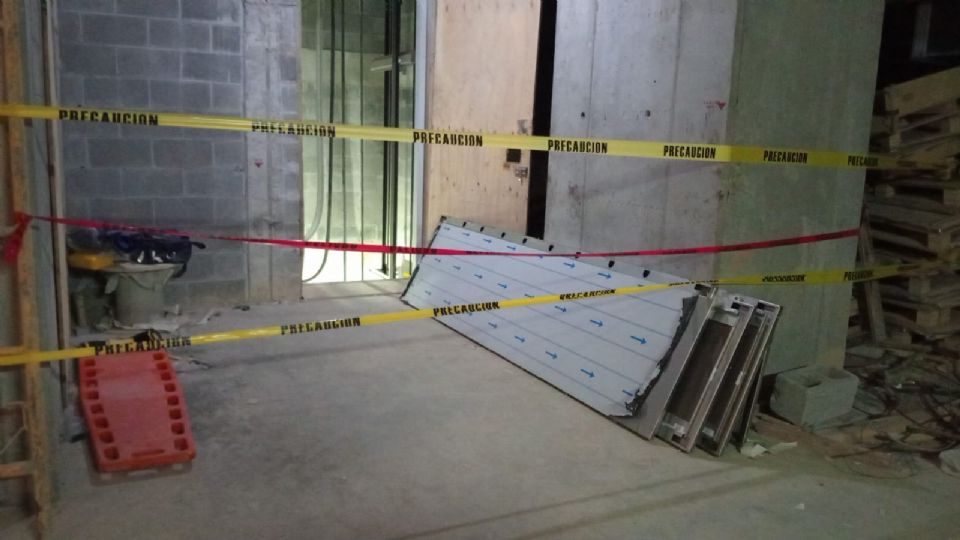 Cuerpos de emergencia confirmaron el fallecimiento de un trabajador tras caer en una obra en San Pedro.