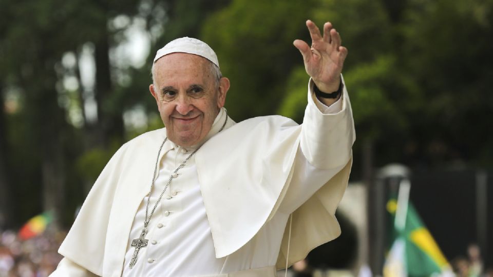 El Papa no es simplemente un líder religioso; es el vicario de Cristo en la tierra.