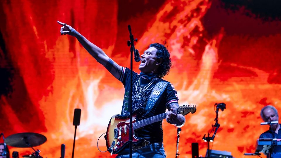 A pesar de las diferencias entre sus integrantes, Caifanes se mantiene en el gusto del público.