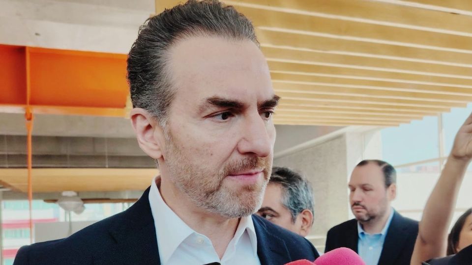 Adrián de la Garza afirmó que su gobierno se mantendrá alerta ante cualquier posible crisis en el suministro de agua.