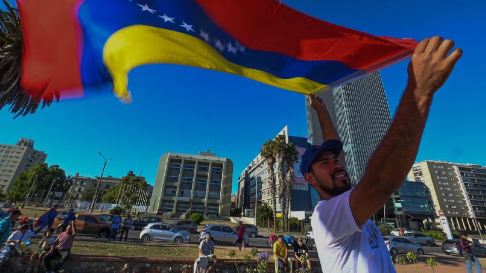 Veinticuatro manifestantes y transeúntes fueron asesinados durante las protestas que estallaron en todo el país inmediatamente después de las elecciones.