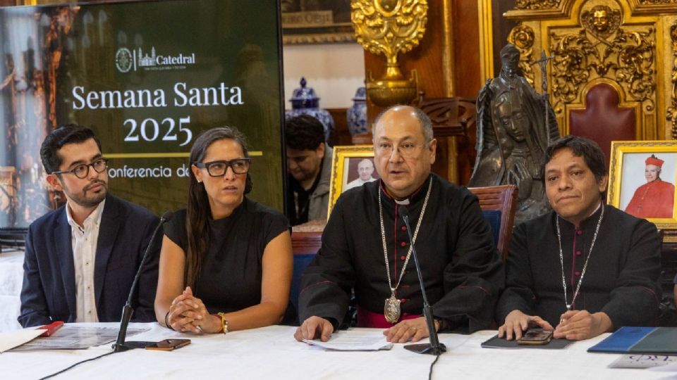 José Antonio Carballo, rector de la Catedral Metropolitana.