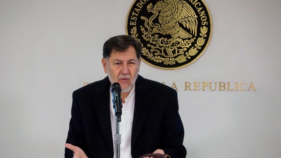 El senador por Morena subrayó que miente quien diga que la Constitución o la ley impiden que se llame a la ciudadanía a participar.