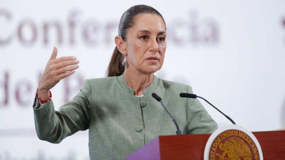 La presidenta de México, Claudia Sheinbaum, participa durante una rueda de prensa este miércoles en Palacio Nacional en Ciudad de México.