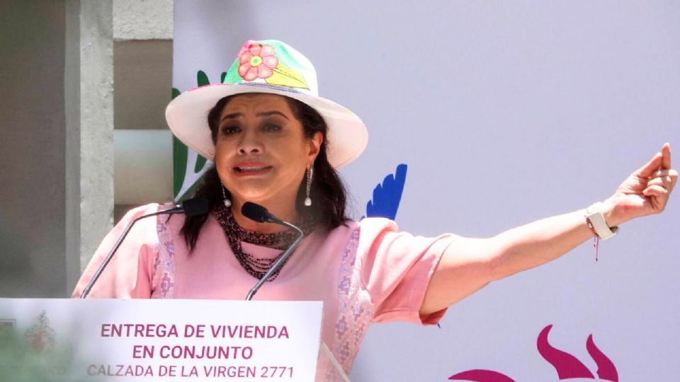 Clara Brugada en la entrega del conjunto de viviendas populares en la alcaldía Coyoacán, de CDMX.