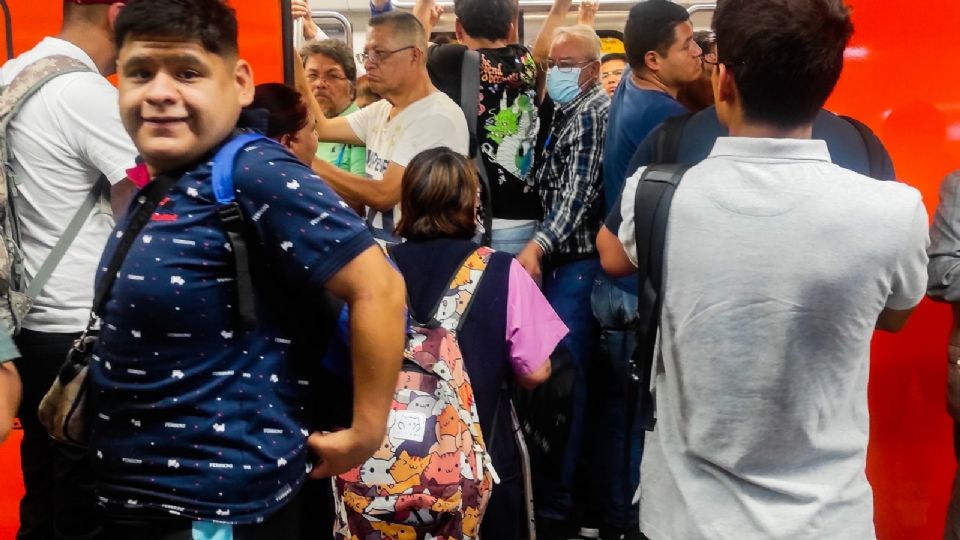 Piden seguridad para usuarios del Metro.