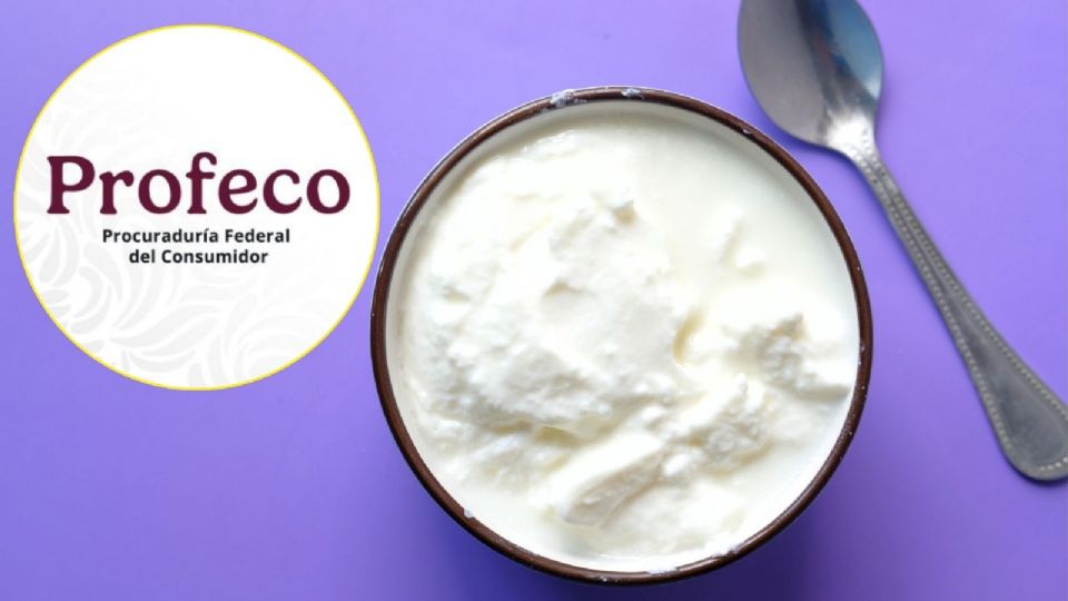 Según Profeco, el yogurt griego es más alto en proteína, siendo una opción más rica y saciante.