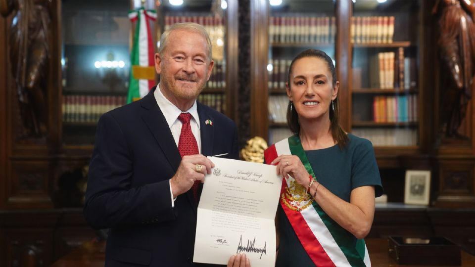 La mandataria federal declaró que el planteamiento de inicio al embajador estadounidense será el deseo del gobierno mexicano de mantener una relación bilateral de respeto.