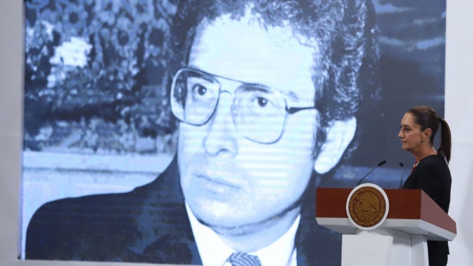 La foto de Ernesto Zedillo, ex presidente de México, apareció en la conferencia matutina.