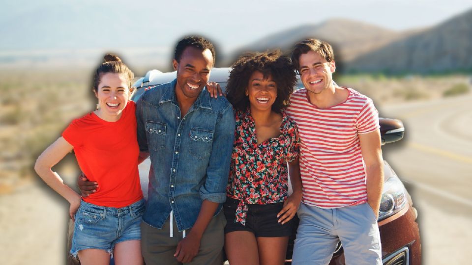 Este puente largo pinta perfecto para agarrar el coche, el sol, las ganas de desconectarte.