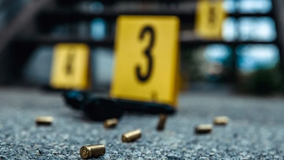 Dentro de la Taquería “La Parrillada” quedó sin vida Jennifer G.P. de 23 años.