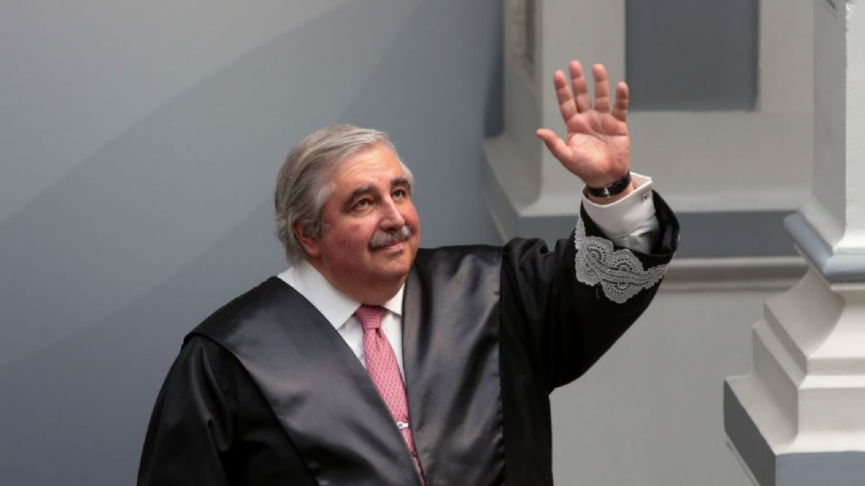 El INE recibió una denuncia en contra de Ricardo Sodi Cuéllar, manifestantes exigieron frenar su candidatura, acusándolo de haber liberado a secuestradores.