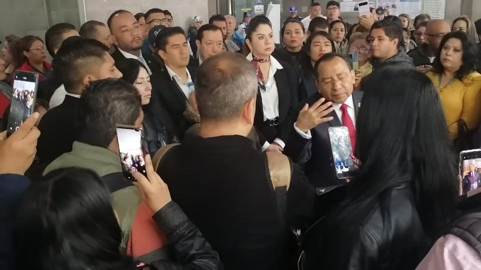 Muy temprano, negaron el acceso incluso al presidente del Tribunal Superior de Justicia capitalino, Magistrado Rafel Guerra Álvarez.