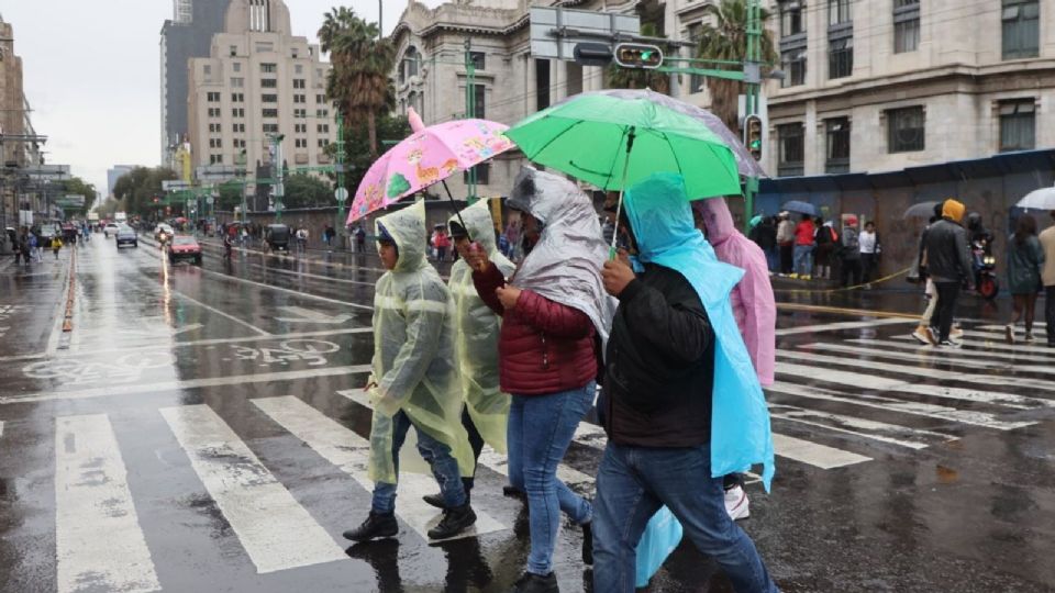 Clara Brugada da el banderazo de salida del operativo  “Tlaloque para la atención de emergencias por lluvia” en la CDMX