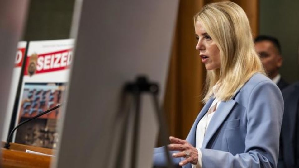 Pamela Bondi, fiscal general de EU.