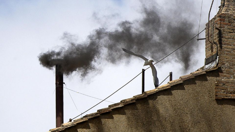 La jornada del miércoles también terminó sin humo blanco.