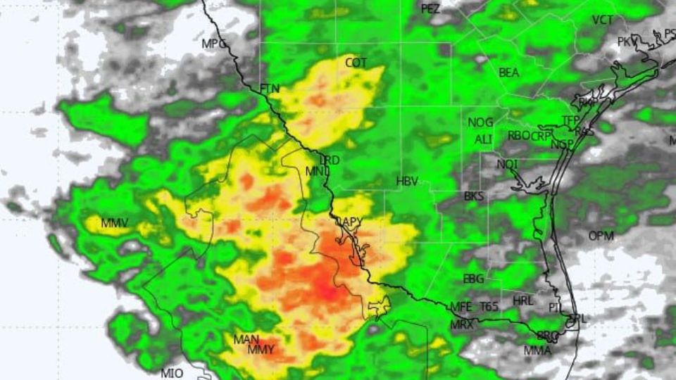Tormentas eléctricas con granizo y fuertes vientos podrían impactar a Monterrey y otras regiones de Nuevo León este jueves y viernes.