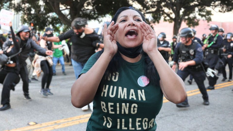 En los últimos días, el gobierno de Estados Unidos ha incrementado la presencia de la Guardia Nacional y de elementos armados para respaldar las acciones de la ICE.