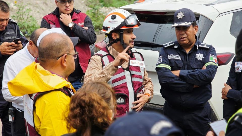 Se efectúan vuelos de reconocimiento aéreo para verificar la magnitud del incidente.