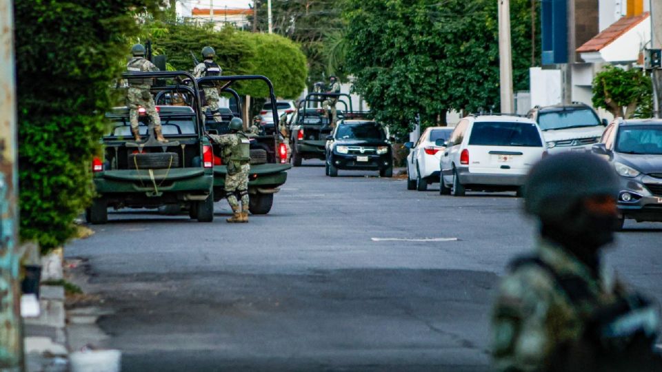 La víctima David “N” entregó la cantidad 2,000 pesos y Juan Pablo “N” 5,000 pesos.