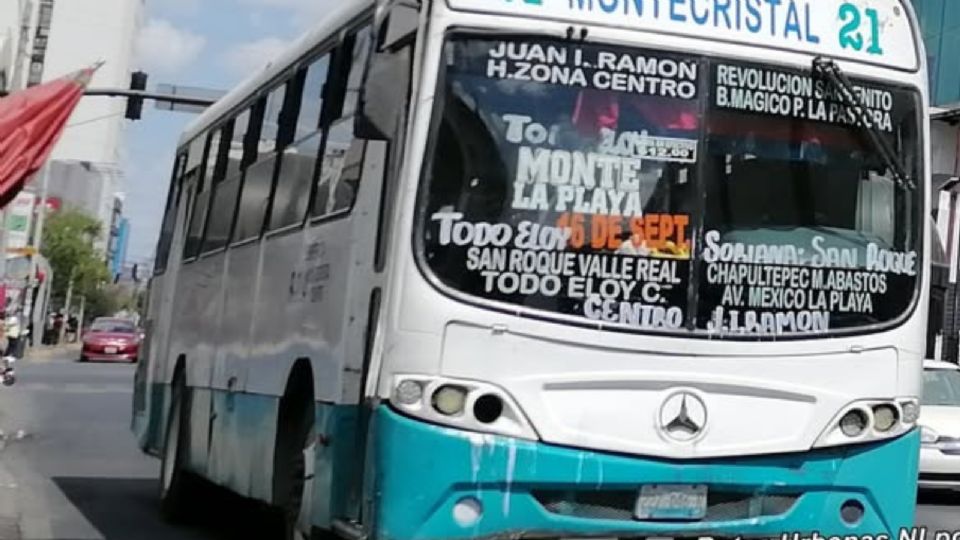 Las personas viajaban en una unidad de la Ruta 224.