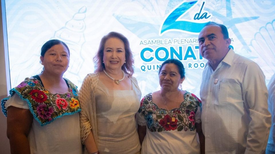 Yasmín Esquivel visitó Quintana Roo.