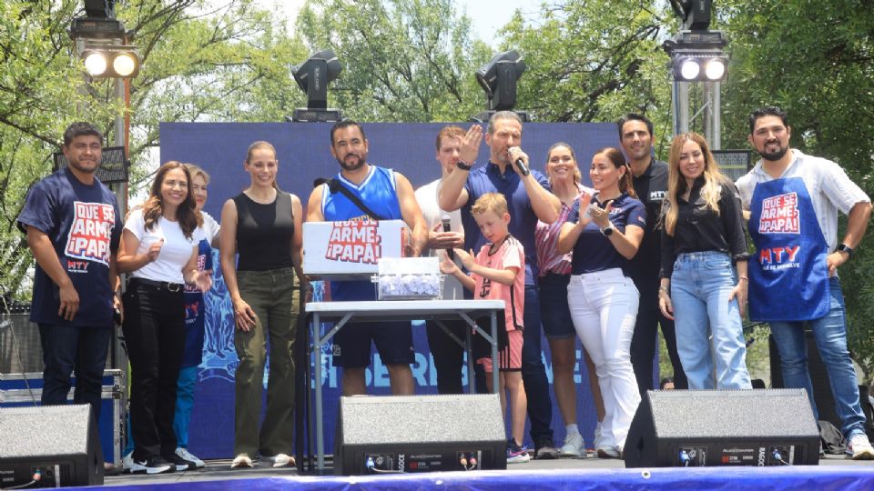 Adrián de la Garza encabezó el festejo del Día del Padre en la Ciudad Deportiva de Monterrey.
