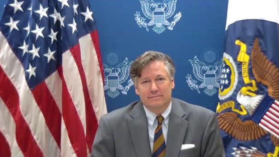 Christopher Landau, subsecretario de Estado de EU.