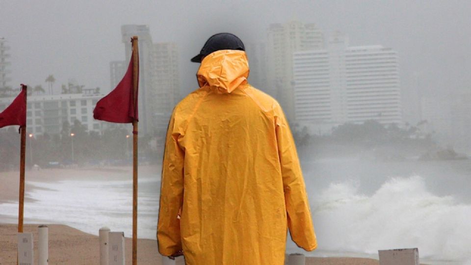 Tras la llegada de Erick a México se hace un llamado a la población y a la navegación marítima en las costas afectadas a extremar precauciones.